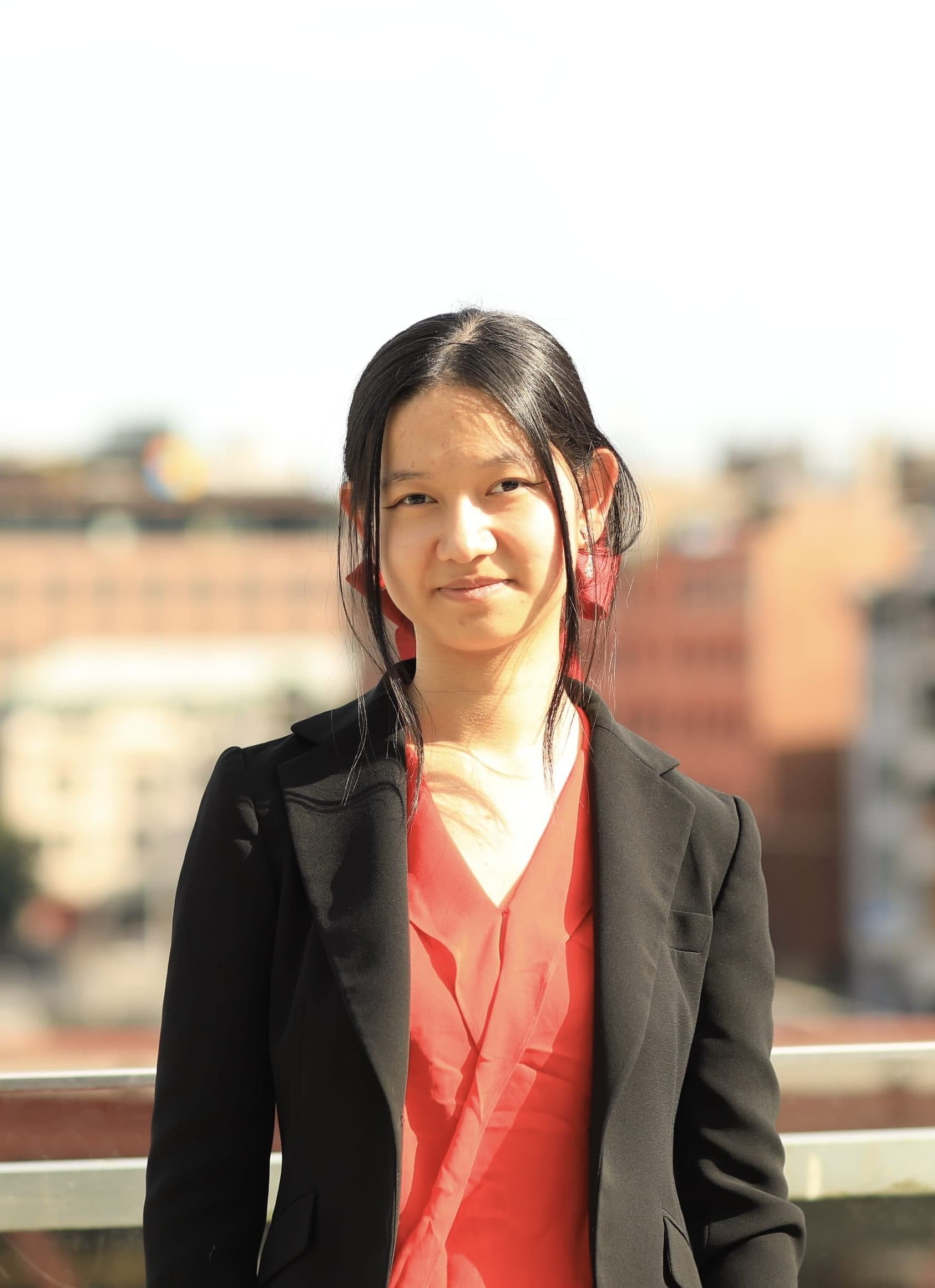 Coach Emily Cui - DSDC debate instructor